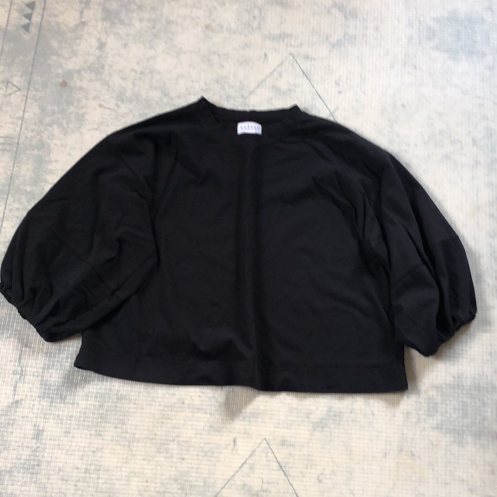 Velvet by Graham & Spencer Black Baloon Sleeve Boxy  Tee